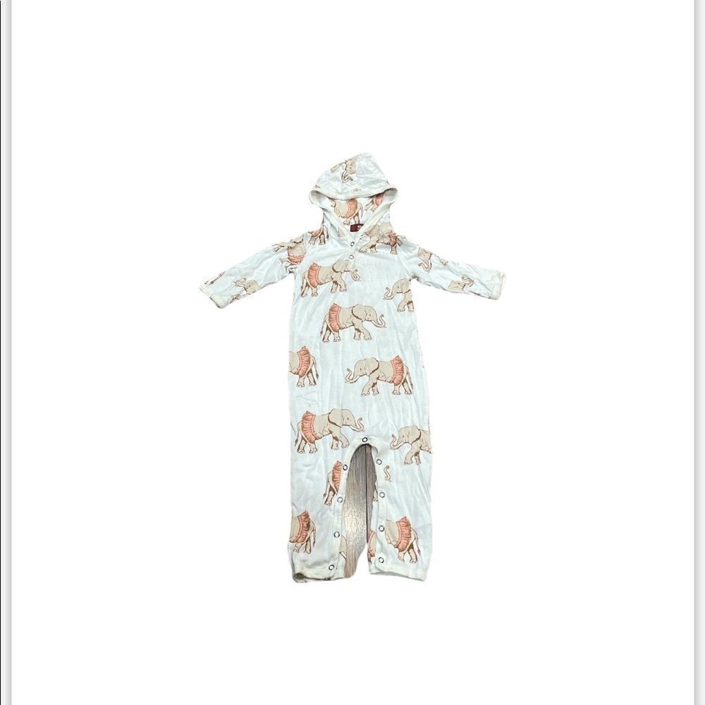 Milkbarn suit 12/18 mos (5000B)